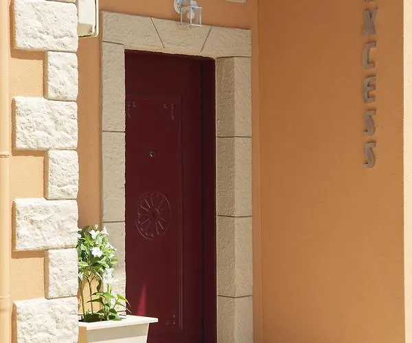 Excess Pansion 3* Lefkáda