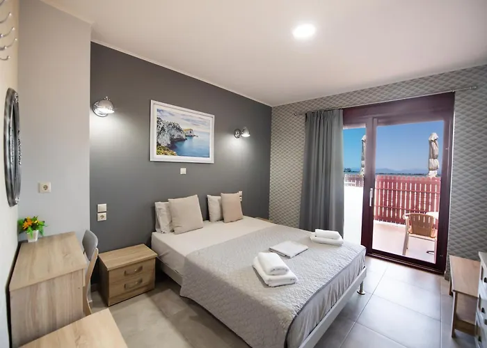 Excess Pansion Lefkáda