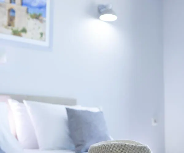 Excess Pansion 3* Lefkáda